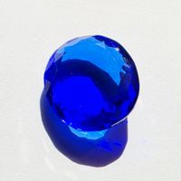 Riesiger blauer Quarz 114 Karat | 35 mm | oval facettiert | 