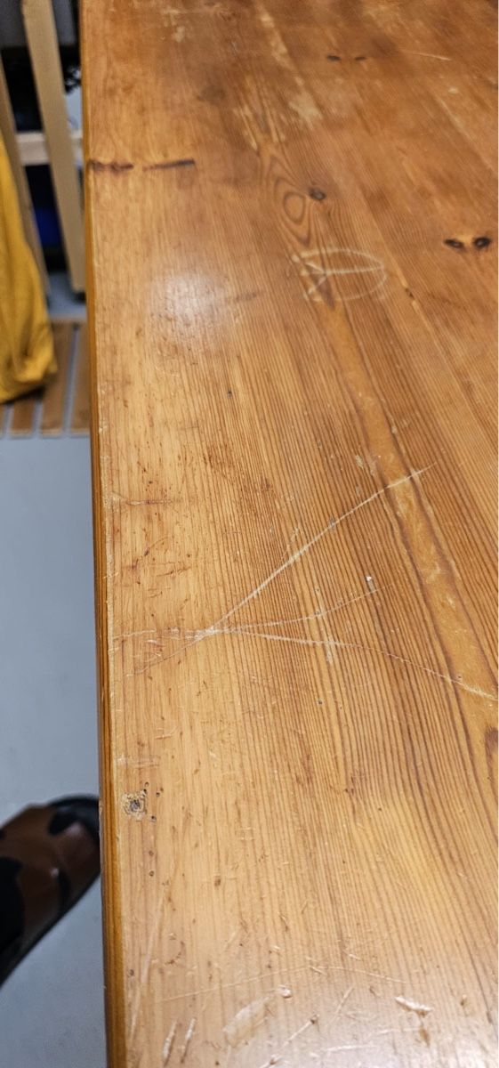 Tavoli: Massiver Holztisch Esstisch rustikal – Usato da Weisslingen venduto da lar_r9qr 2