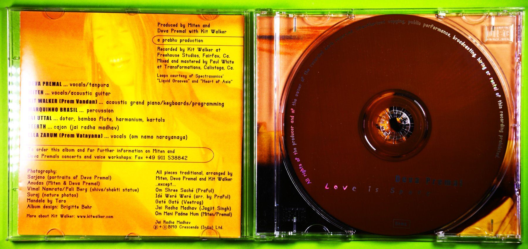 CD: DEVA PREMAL / LOVE IS SPACE / WUNDERSCHÖNES ALBUM ! – Nuovo (secondo la descrizione) da Luzern venduto da piro12 2