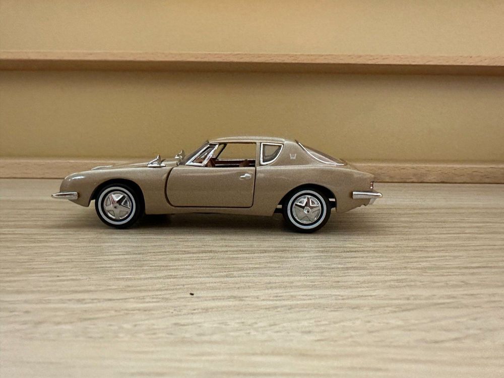Franklin Mint – Studebaker Avanti 1963 – 1/43 – Marron – Voiture De Collection