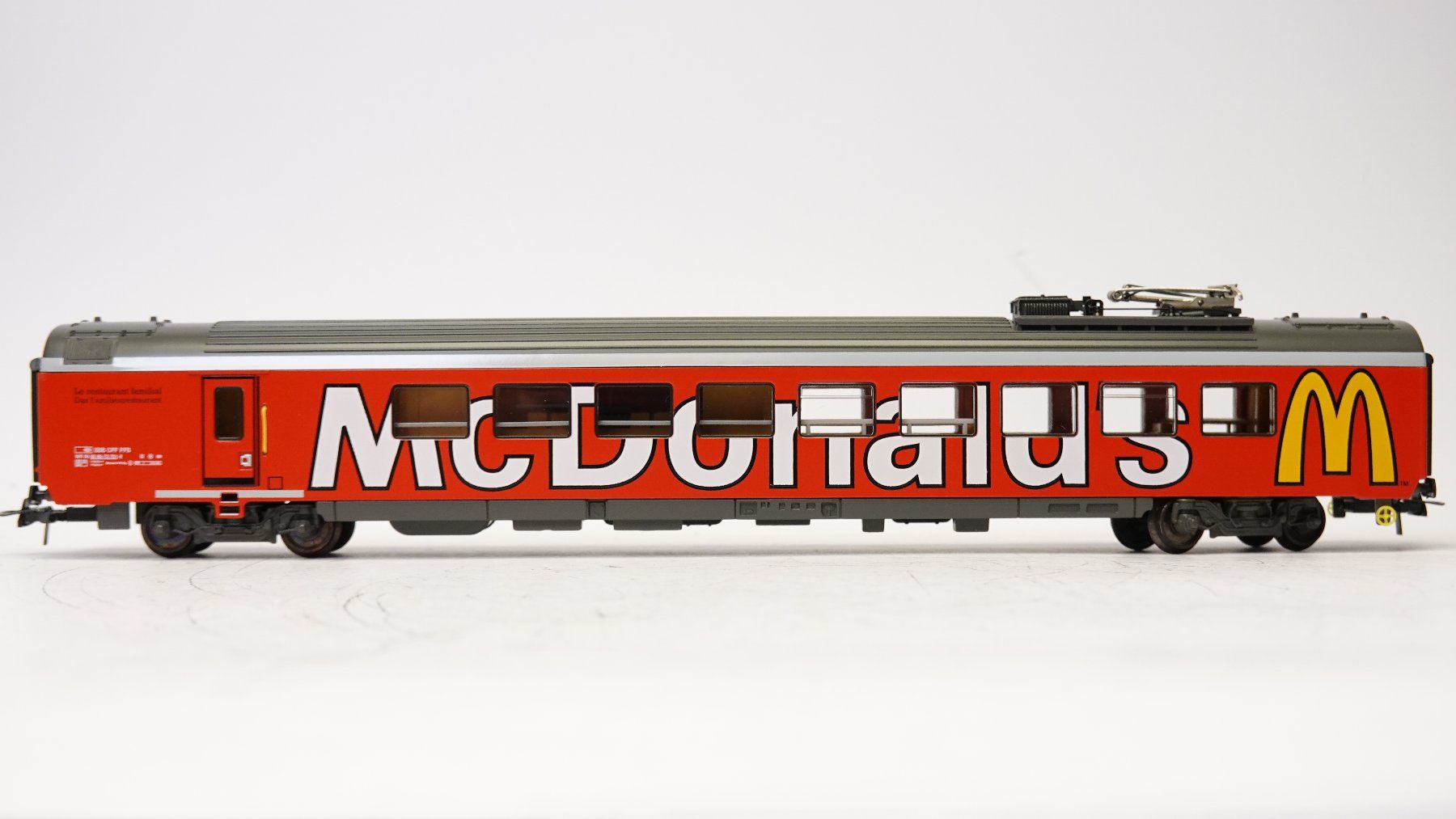 HAG 鉄道模型 McDonald'sロゴ入り e24 HAG 499 Speisewagen MCDonalds / neuwertig (Gebraucht) in Thun