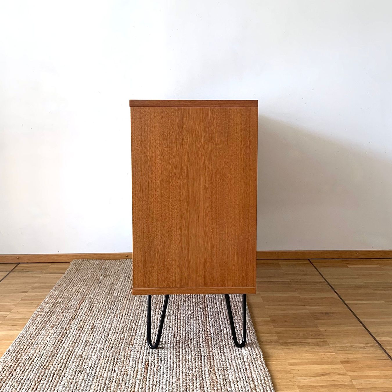Cassettiere: Sideboard/Kommode aus den 60er Jahren – Usato da Winterthur venduto da Trouvailles-77 7
