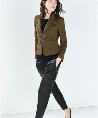 Zara Blazer olivgrün mit Schnallen Gr. XS preppy Stil