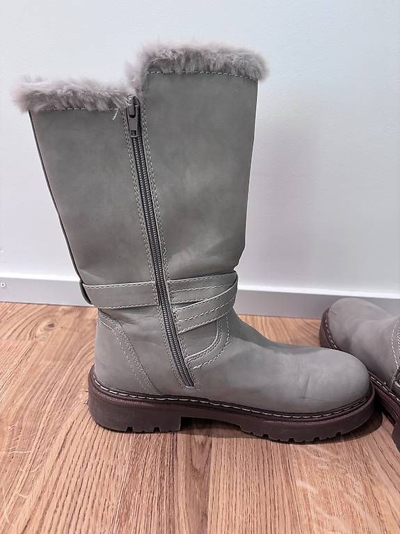 Schuhe für Mädchen: Winterstiefel  – Gebraucht aus Luzern von qch_2jjy 4