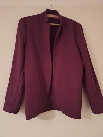 Sa Sa  veste