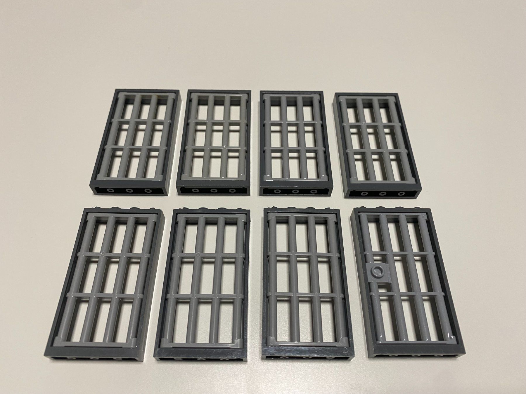 Lego Giocattoli: LEGO - GRAUE - GITTERFENSTER - TÜREN – Usato da Gelterkinden venduto da ajdt4