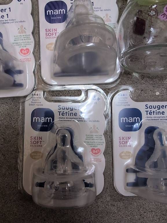 Repas pour bébés: MAM Schoppenflasche Set mit Saugern – D'occasion à Zürich par Dory12 2