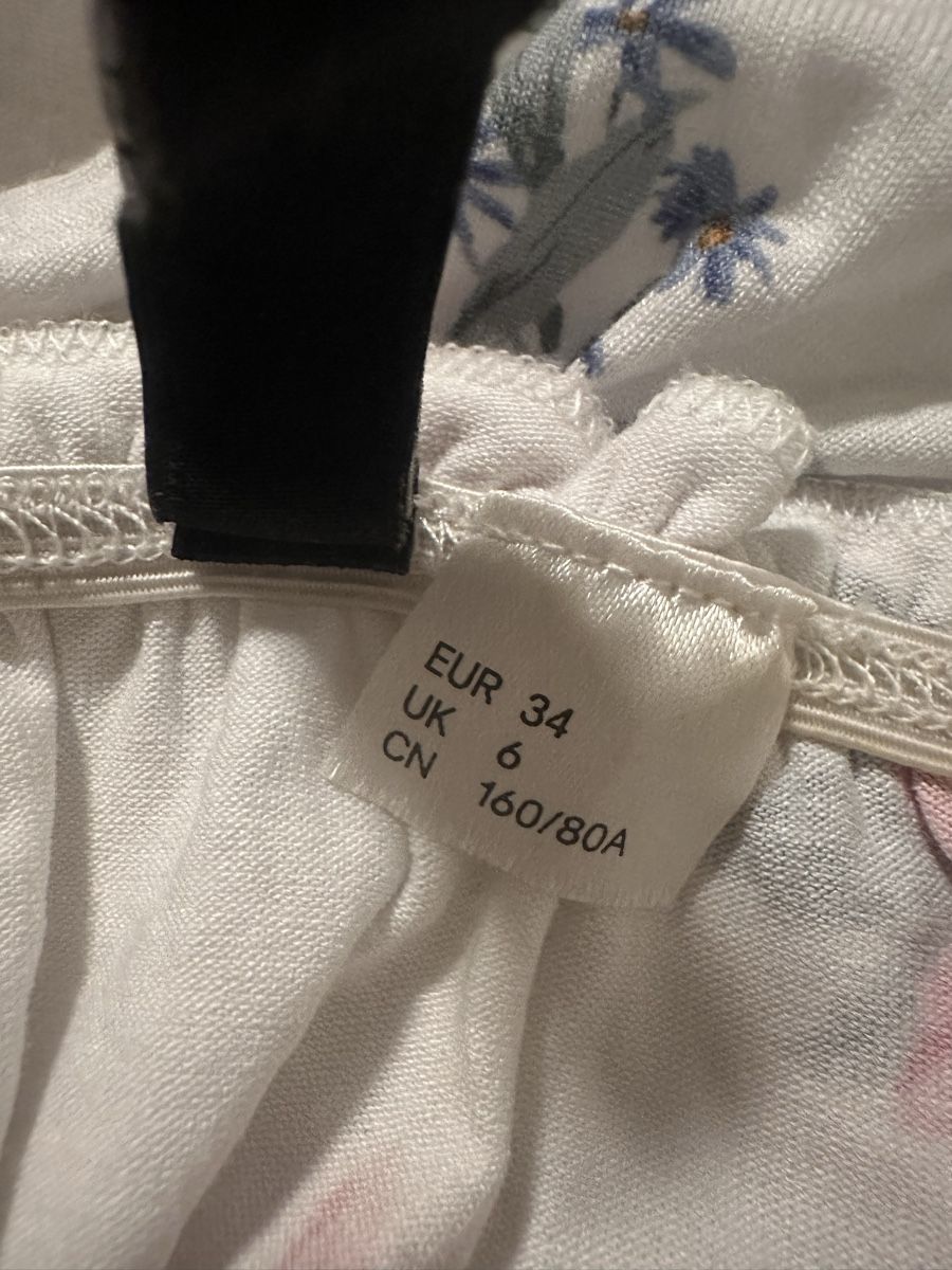 Vestiti: Maxikleid geblümt Grösse 34 H&M Off Shoulder – Usato da Basel venduto da lucyia 2