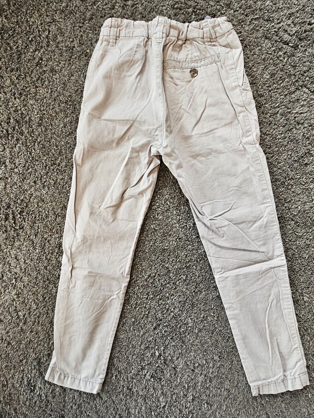 H&M Pantaloni: Sommerhosen Grösse 128 – Usato da Marthalen venduto da Himbeersugus 1