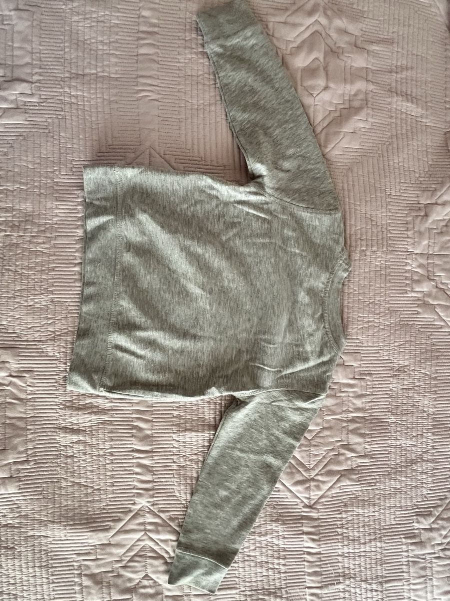 H&M Maglioni & Felpe: Fünf Gr.104/110 gebrauchte Pullover ohne Flecken  – Usato da Wettingen venduto da epe_9vbf 7