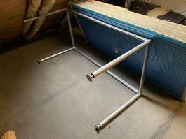Grosser Arbeitstisch Bürotisch