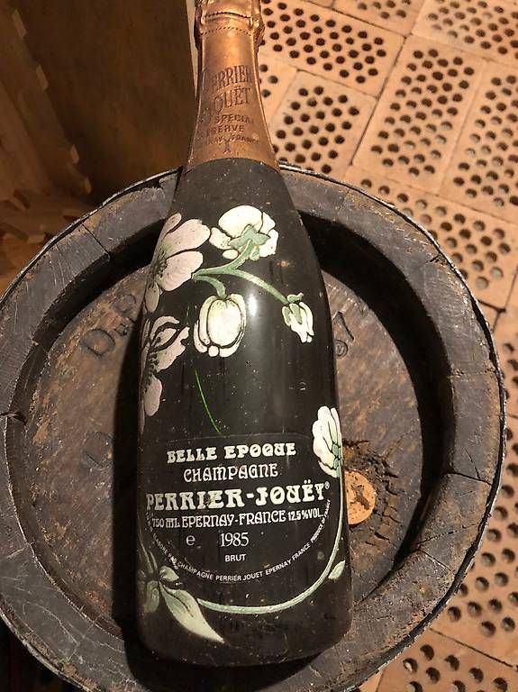 Vins: Champagne Perrier Jouêt 1985 – D'occasion à Maur par terryf