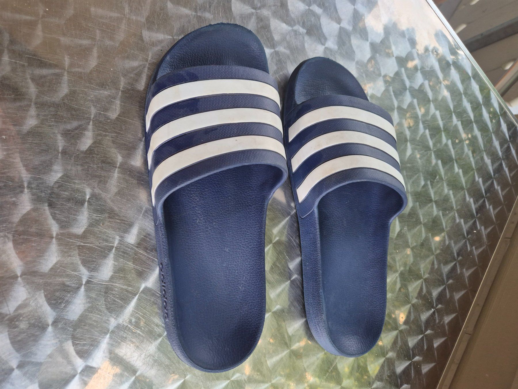 Adidas Scarpe da uomo: Adiletten Grösse 43.5 – Usato da Uttigen venduto da Fendt01 1