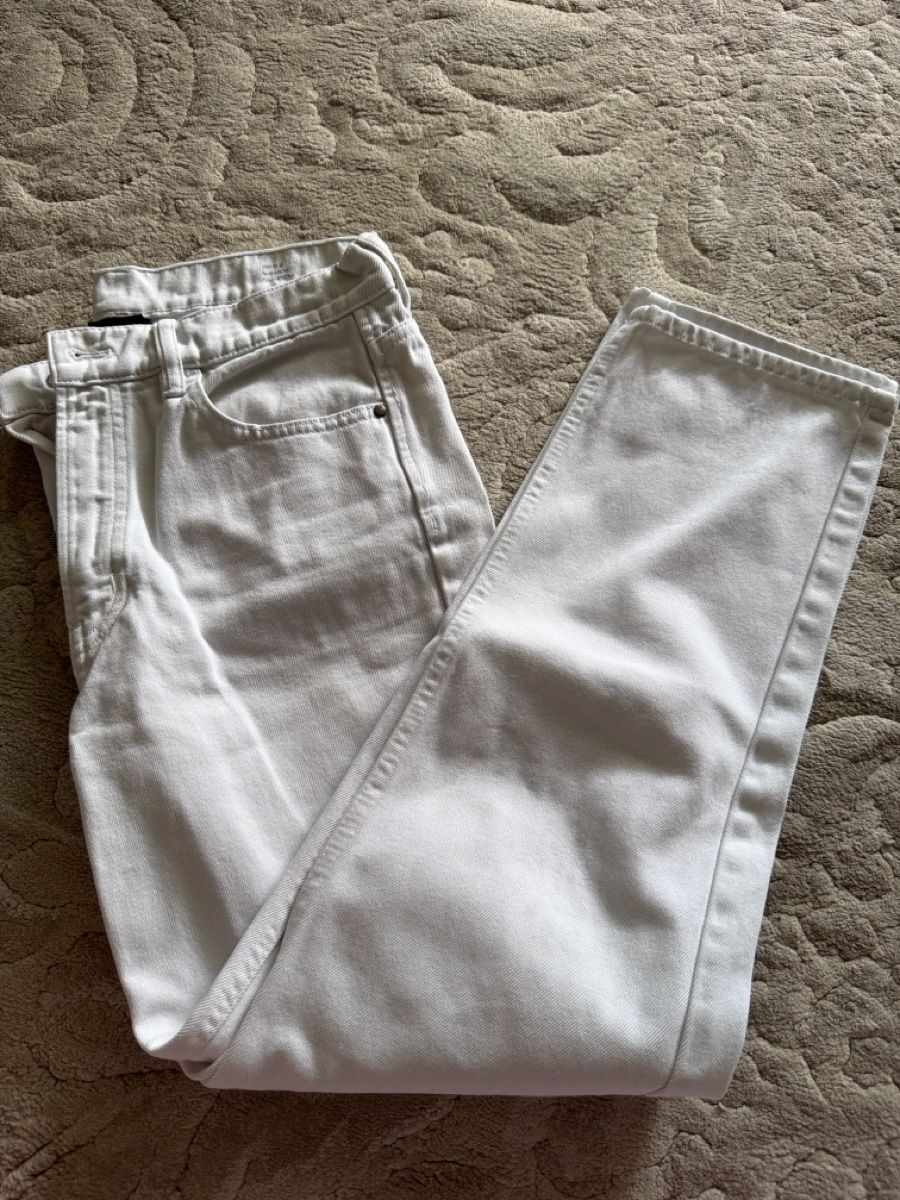 Massimo Dutti Jeans: Massimo Dutti white jeans size 38 new – Gebraucht aus geneve von clothesreseller