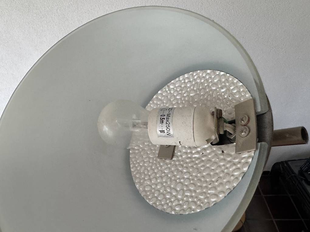 Lampade: 2 Standleuchten aus Messing, dimmbar – Usato da Bern venduto da Sunita 4