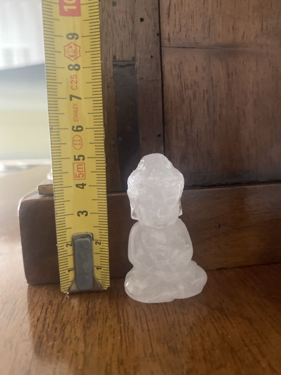 Statuette: Kleine Buddha Figur aus Kristall – Nuovo (secondo la descrizione) da Berikon venduto da Samurai67ch 4