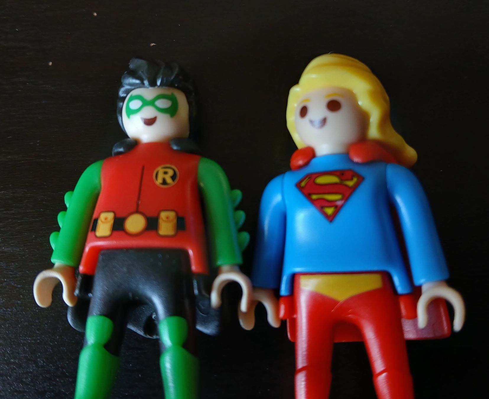 Marvel Statuette: 2 x Kinder Joy Playmobil DC Superhelden Figuren – Usato da Zell ZH venduto da fossilchen 3