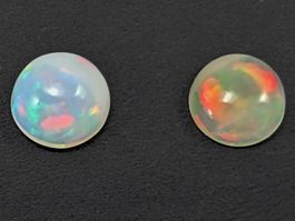 Äthiopischer Welo Opal Cabochon 6mm 2Stk.