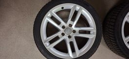 4 Audi Alufelgen 9x18 ET52 mit Winterreifen
