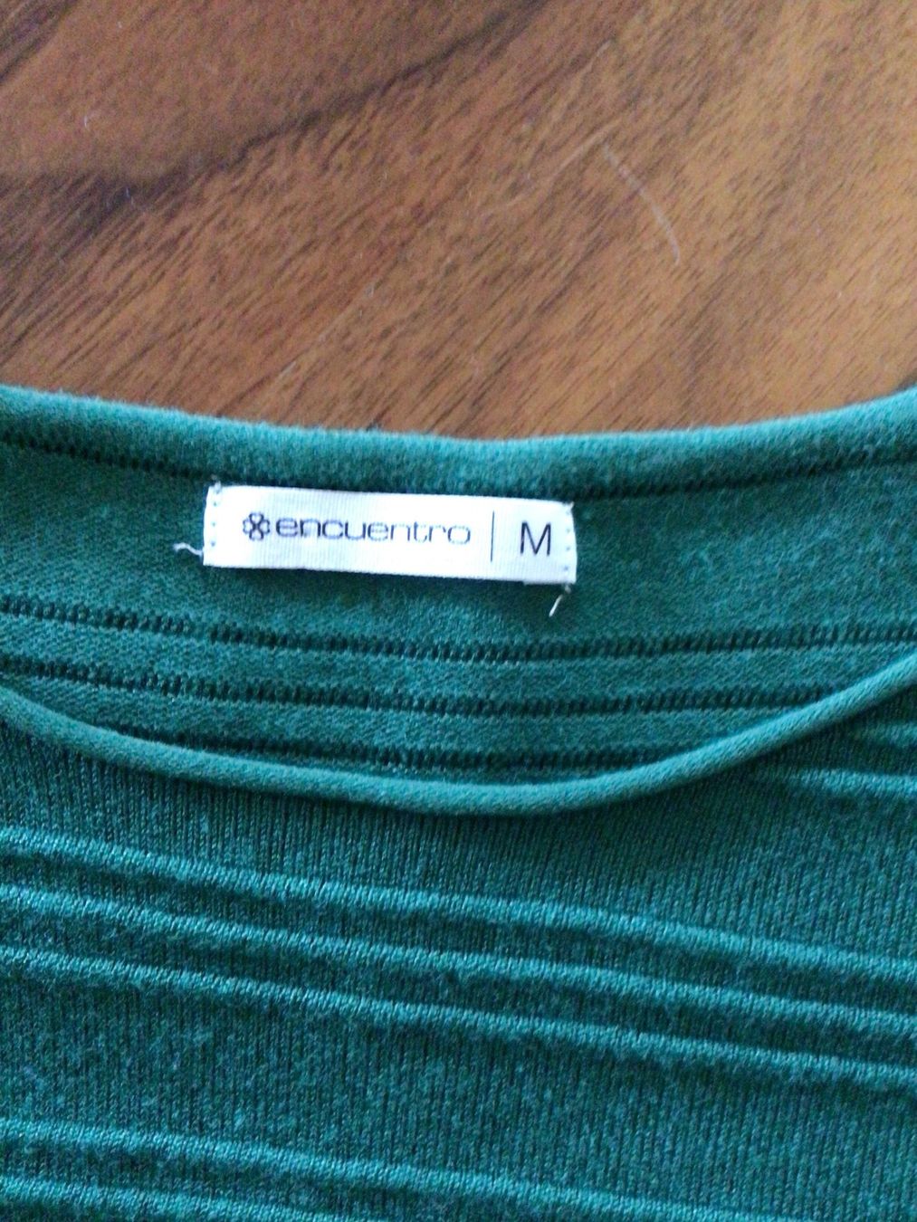 Pullover & Sweatshirts: 2 Pullover – Gebraucht aus Zürich von ArmariodeRuth_Senora 2