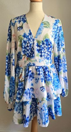 Robe d'été à fleurs bleues, taille S 🌸👗☀️ Neuve