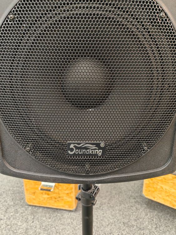 2 Stk. Aktiv Lautsprecher Soundking inkl. Ständer 5