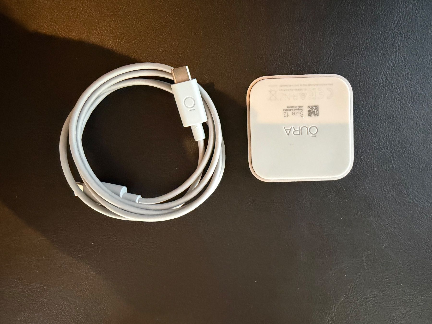 Oura Caricabatterie: Oura Ring 4 Ladegerät Gr. 12 inkl. Kabel – Usato da Horgen venduto da rei_8k7q 1