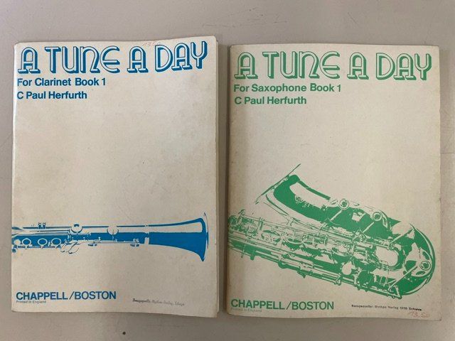 Libri: Noten Saxophon Clarinet – Usato da Möriken AG venduto da Khka01