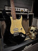 Fender Tom Delonge Stratocaster 2002  Black