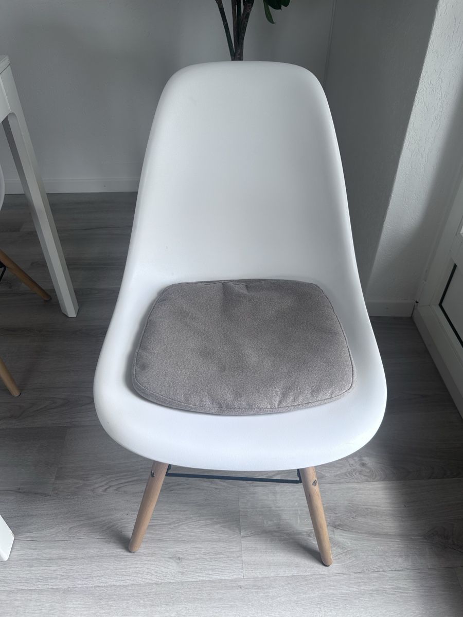 Tischset: Table et chaises à vendre  – Gebraucht aus Delémont von tynwa 7