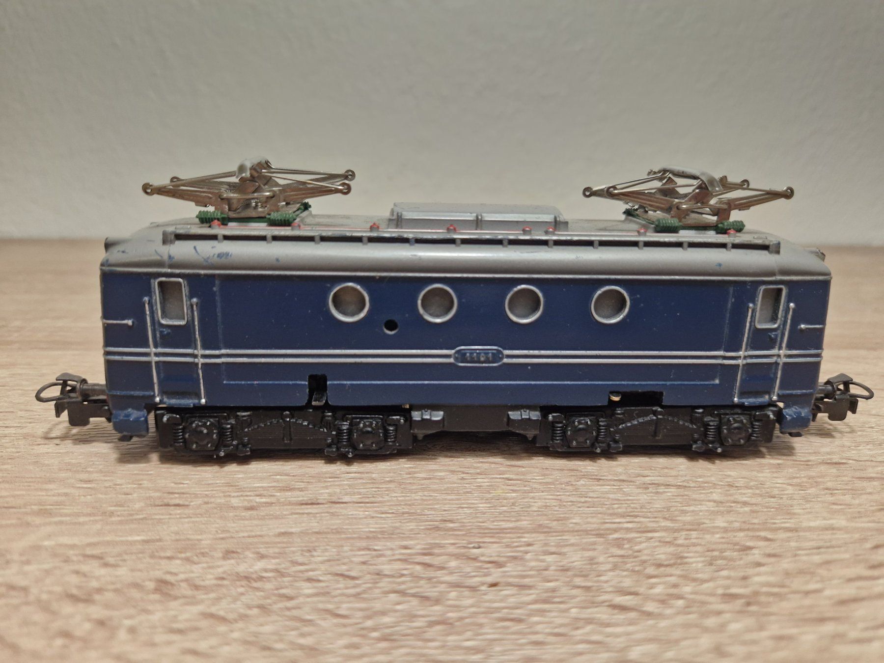 Märklin Modellini di ferrovie: Märklin E-Lok SEH 800 NS H0 (P) – Usato da St-Aubin-Sauges venduto da Lo_Go 1