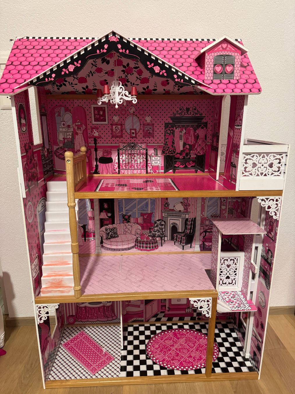 Barbie Case e mobili per bambole: KidKraft Puppenhaus, gross, rosa – Usato da Gelterkinden venduto da Familienferien
