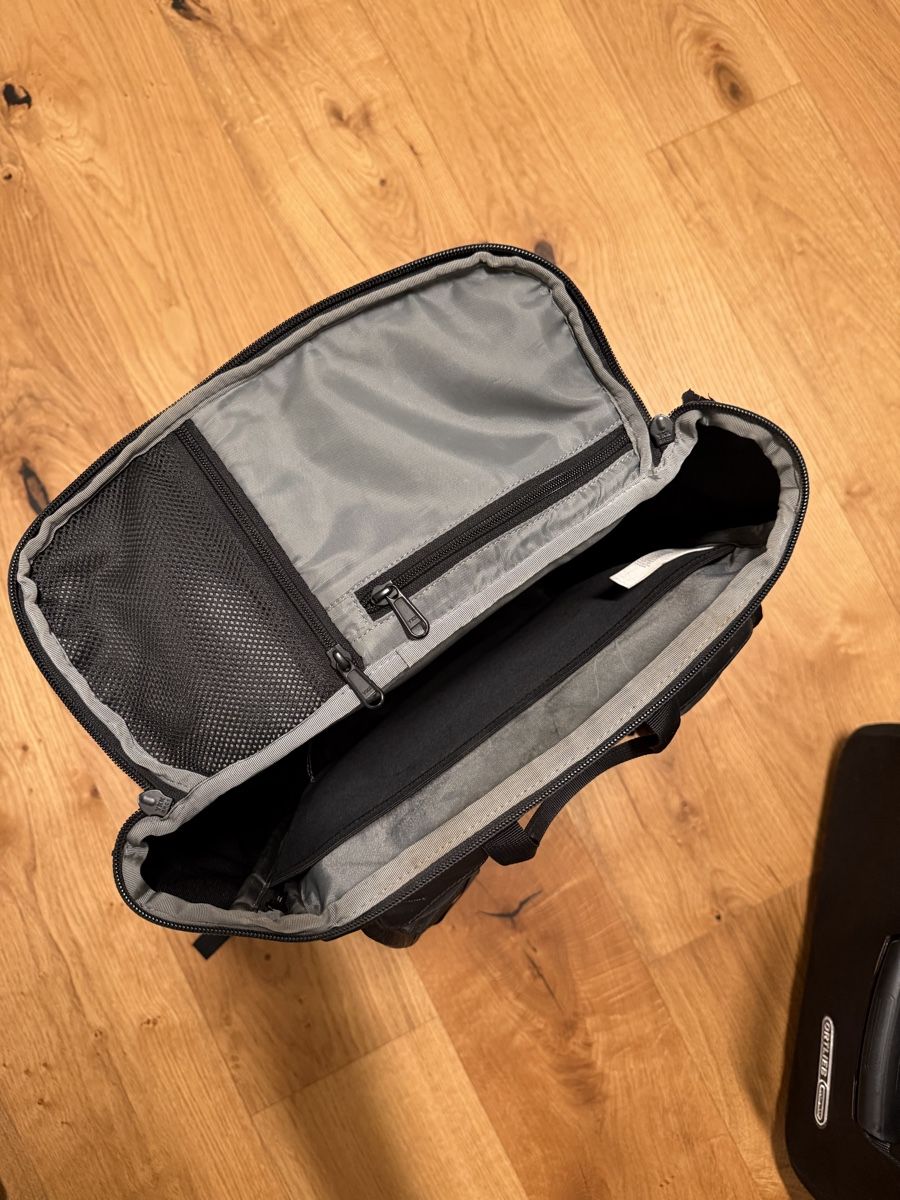 North Face Zaini: Nordface Rucksack Schwarz  – Usato da Zürich venduto da Sven91 1