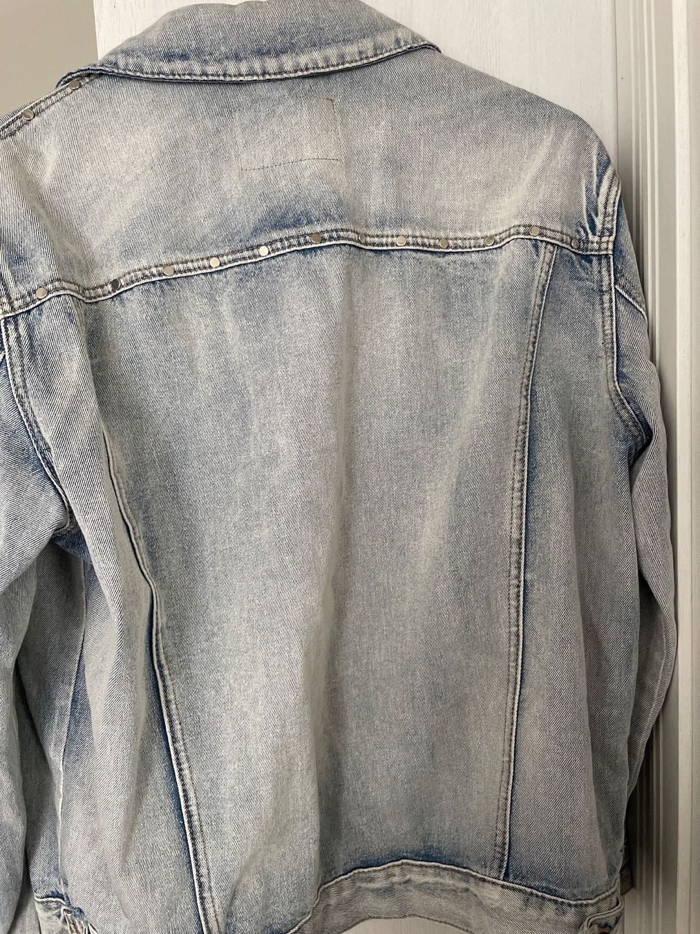 Only Giacche: jacke – Usato da Sursee venduto da Alyel 4