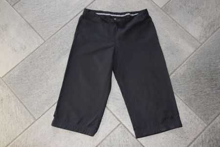 Damen Adisas 2/3 Sport Hosen gr. 36