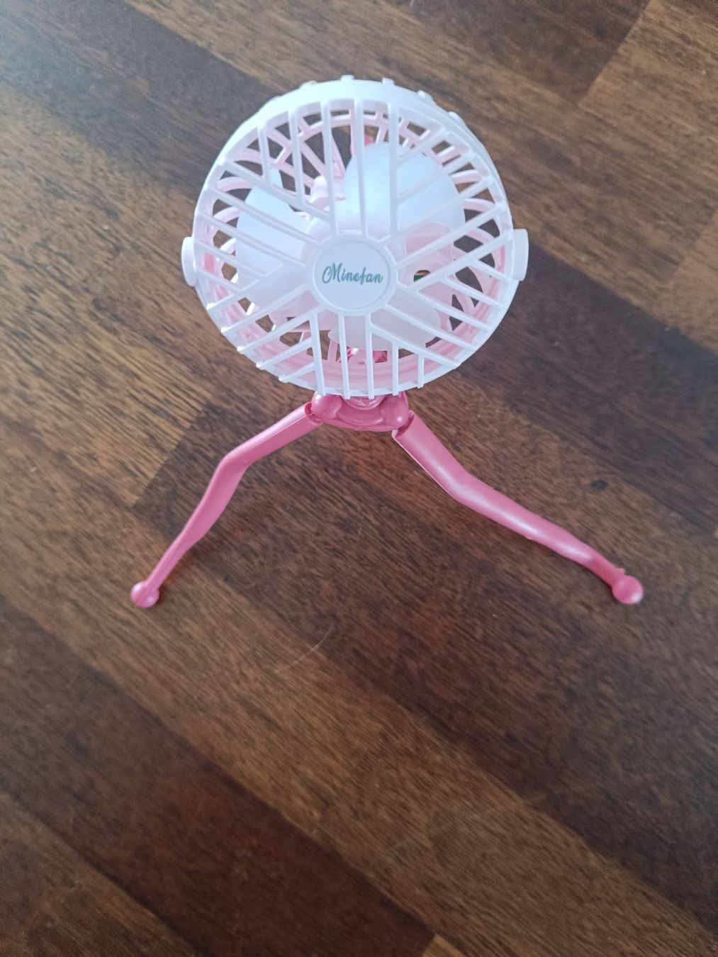 Ventilatoren: Mini Ventilator pink mit Stativ - Neu – Neu und originalverpackt aus Wallisellen von carla2309 3