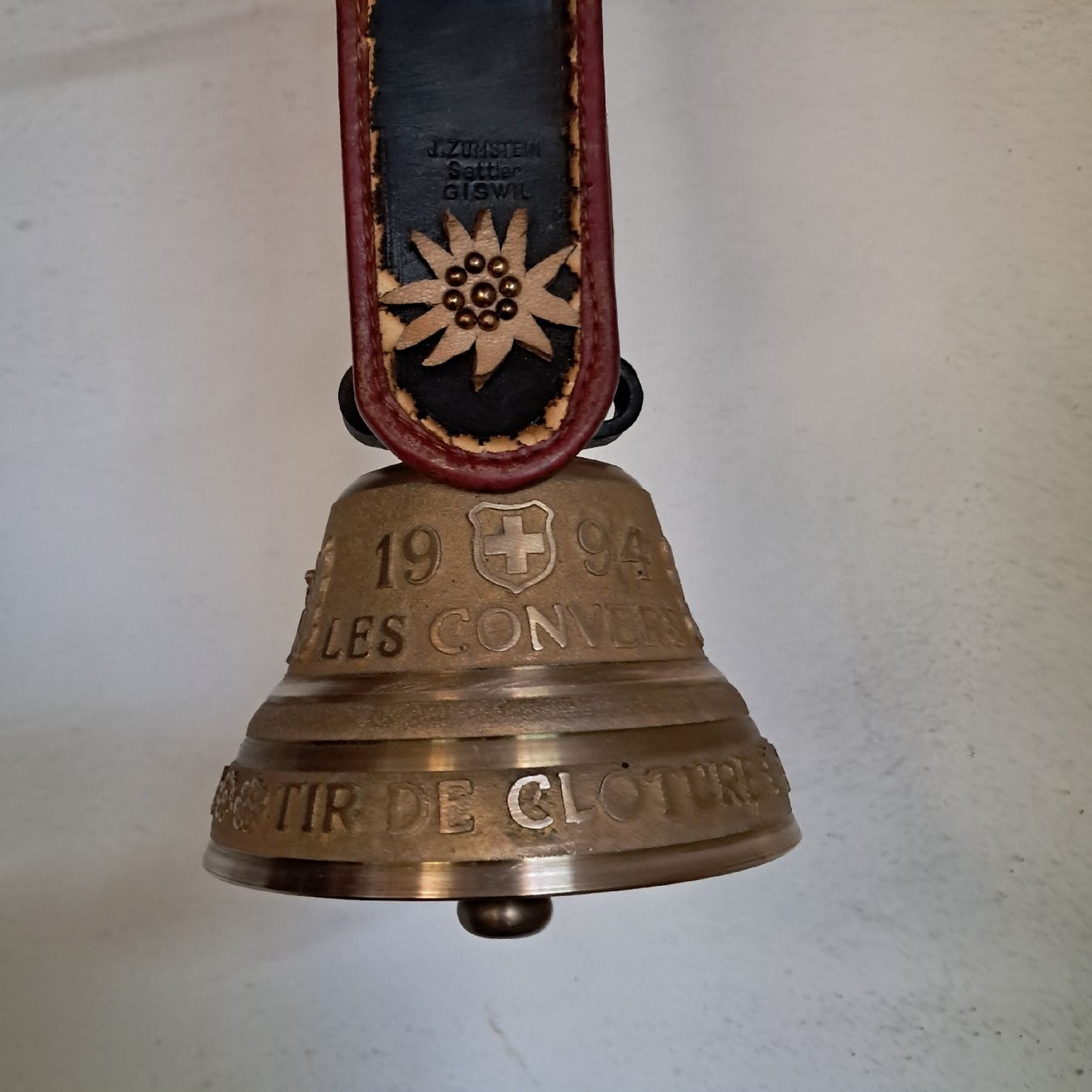 Campanacci mucche: NEUWERTIGE GLOCKE BLONDEAU  – Usato da Murten venduto da SHETHOF 1
