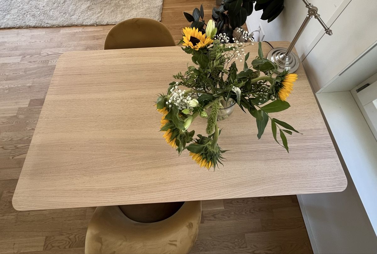 Tables: Esstisch hell braunes Holz ( 2 Kratzer) – D'occasion à Rombach par han_5gdw 1