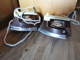 2 Bügeleisen, Antik