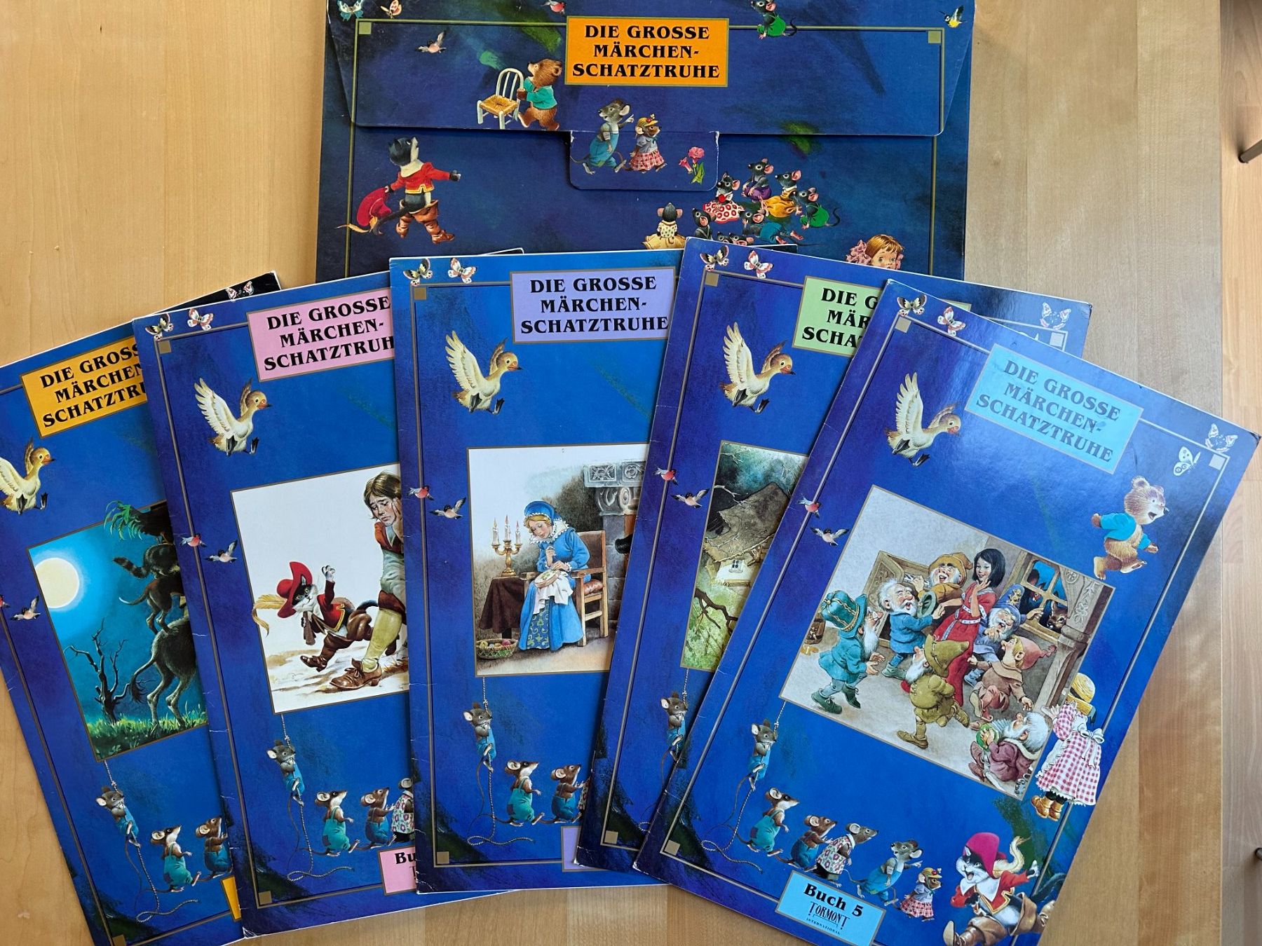 Libri: Die grosse Märchen–Schatztruhe / Mappe 1 – Usato da Wettingen venduto da Bluelink 2
