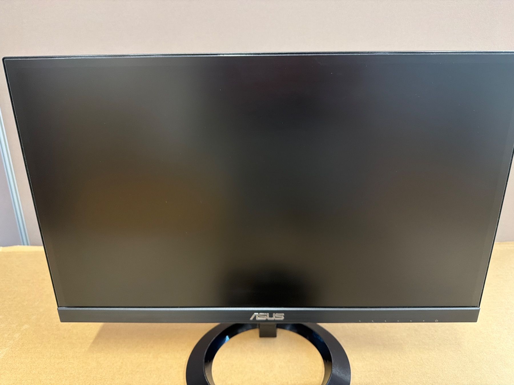 Asus Monitor: ASUS VZ229HE 21.5" Monitor – Usato da Dietlikon venduto da ComdatAG 1