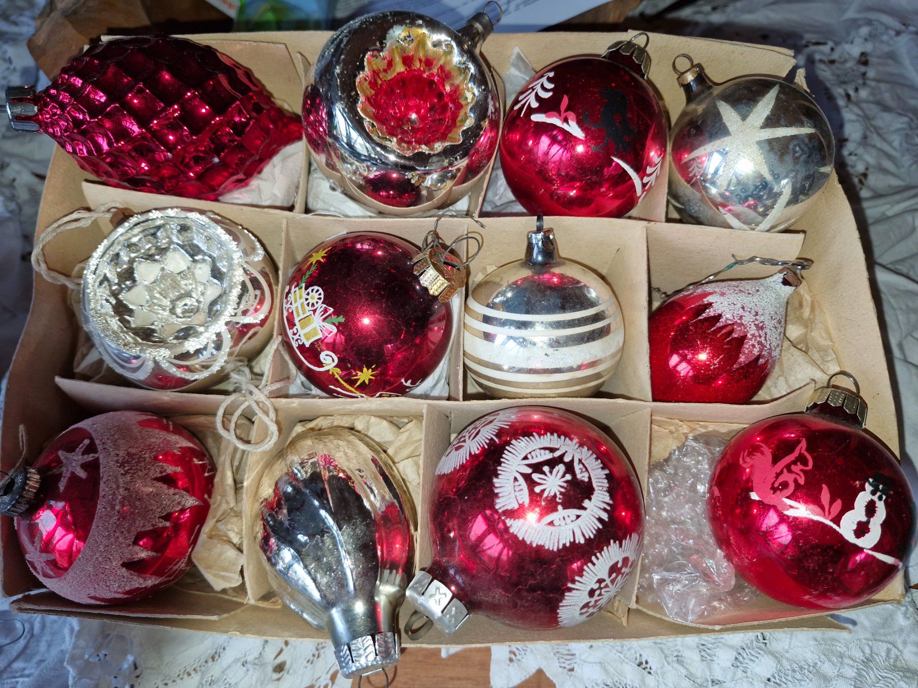 Tutte le decorazioni: alter Christbaumschmuck – Usato da Guarda venduto da rue_bpd7