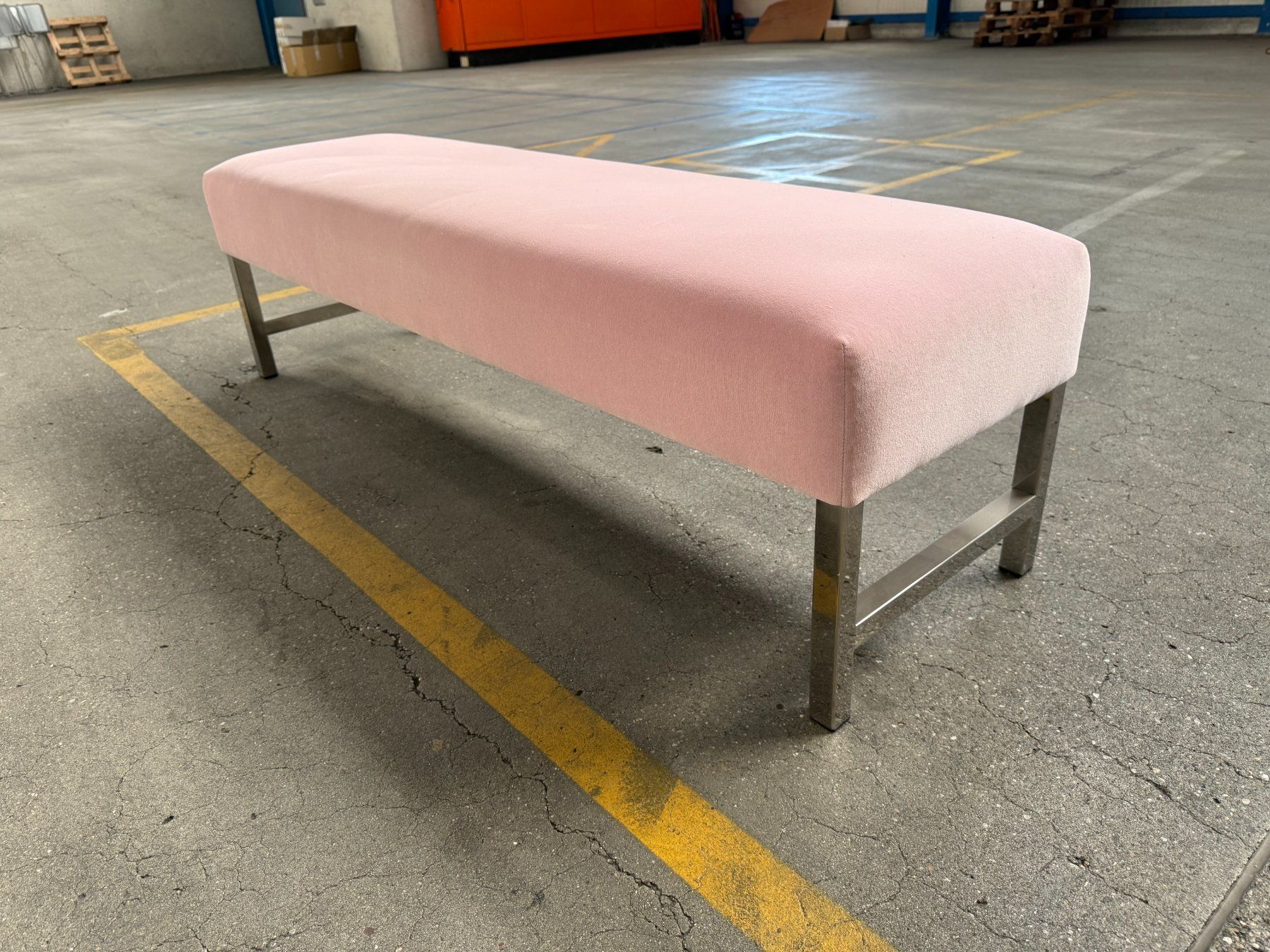 Panchine: Sitzbank in Rosa Stoff / Samt – Usato da Hünenberg venduto da moanab. 1