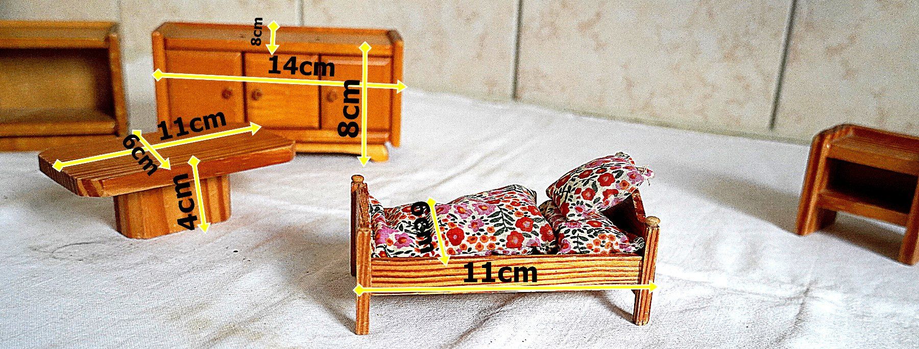 Case e mobili per bambole: Bäbi-Stuben Möbel 1960 – Usato da Baar venduto da 2cvbaar 8