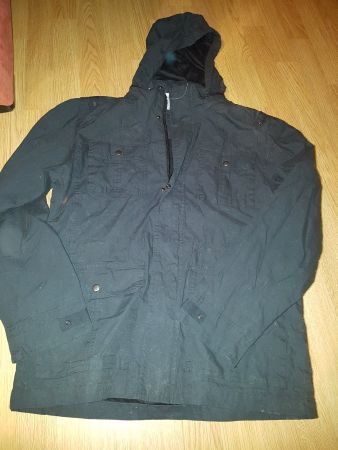 Windjacke gr M mit einrollbarer KapuzeB