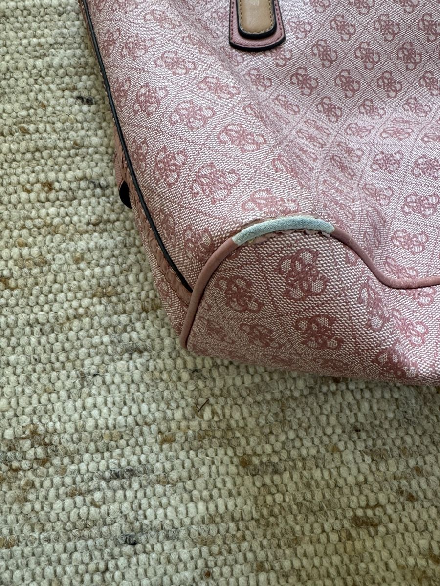 Guess Taschen für Damen: GUESS Tasche in Pink/Rosa – Gebraucht aus St. Gallen von fraurose 4
