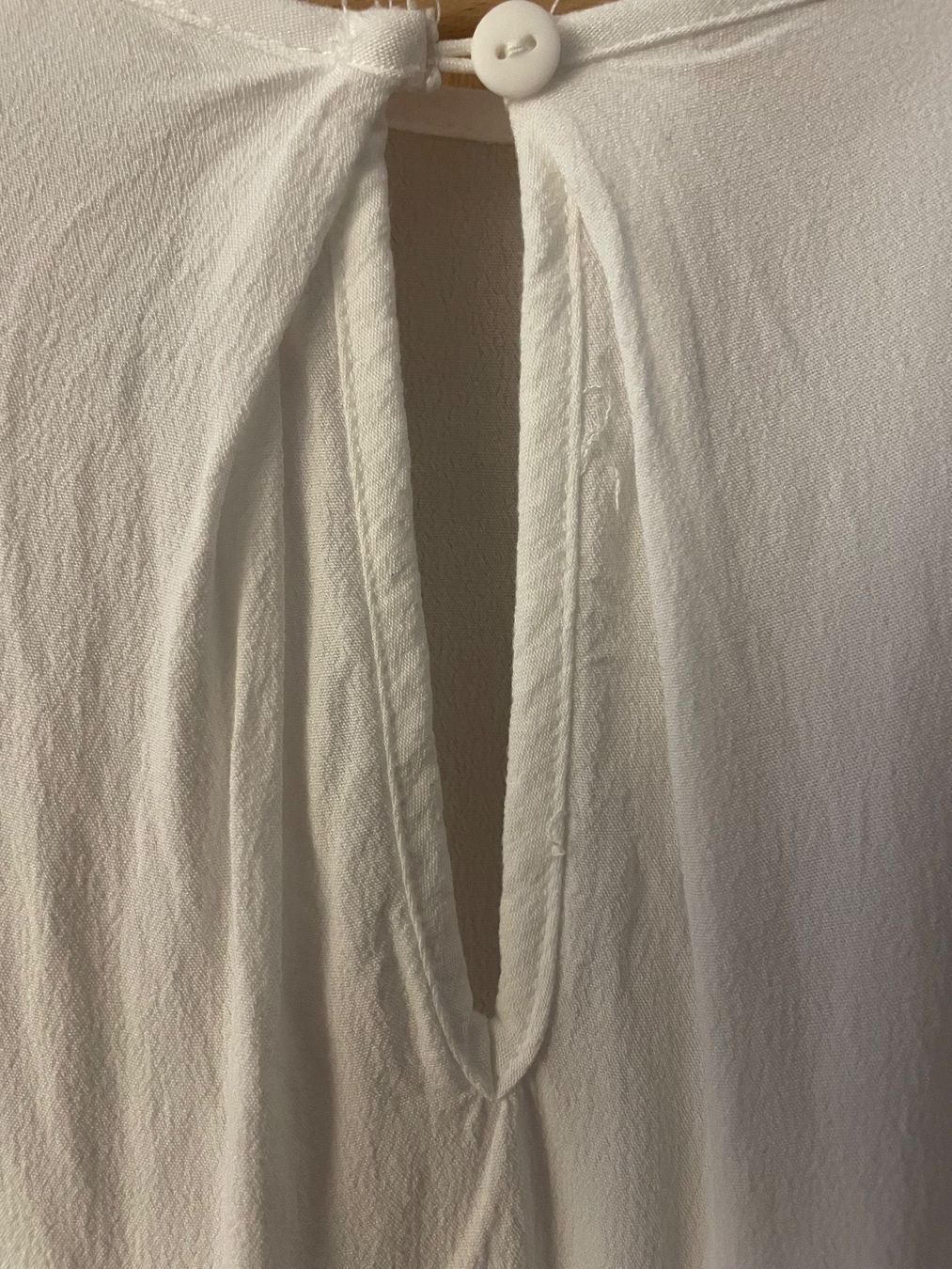 Camicette: Object Bluse weiss Gr. 38 Viskose transparente Ärmel – Usato da Zürich venduto da MrsWollishofen 3