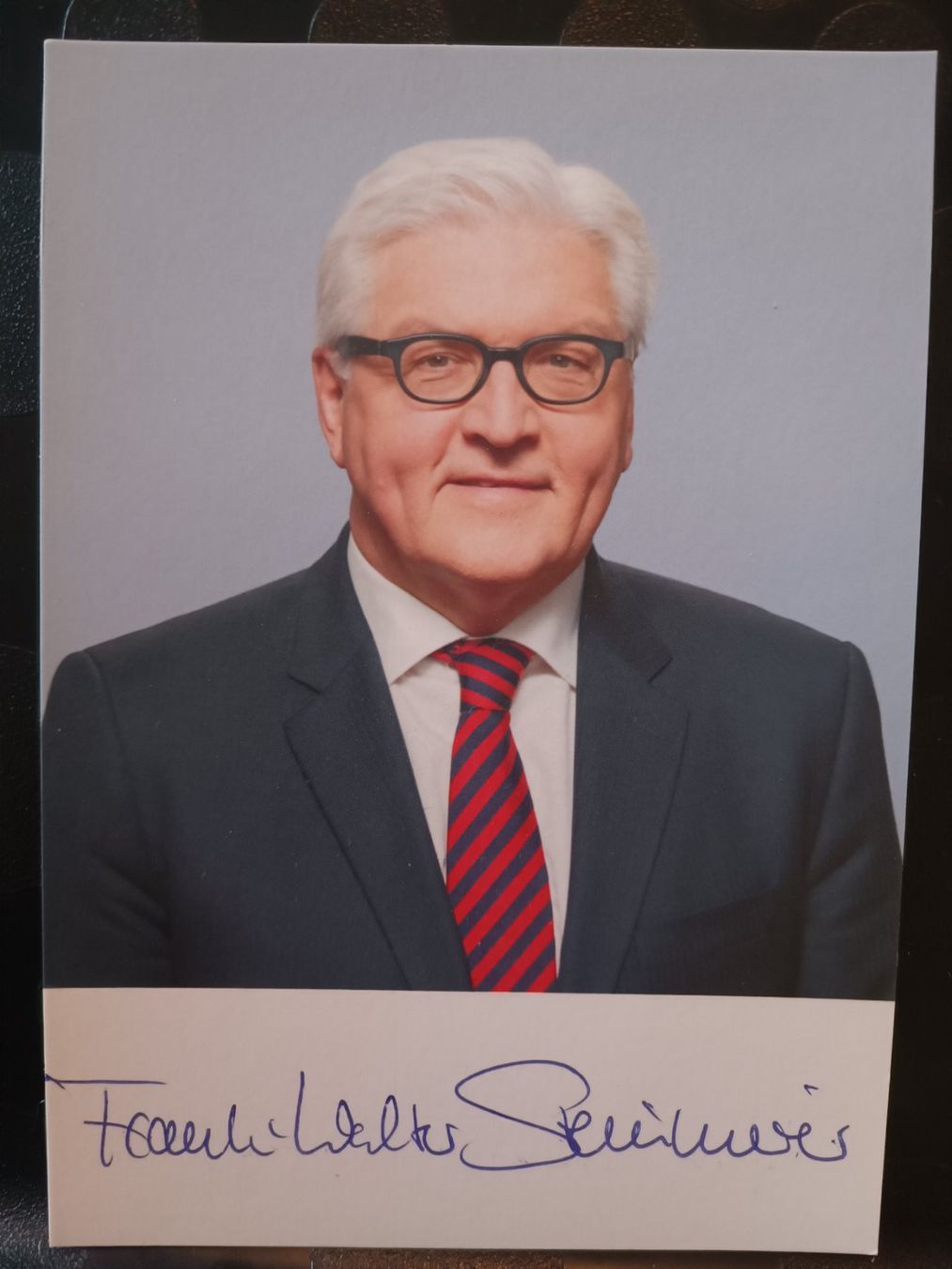 Autografi: Frank-Walter Steinmeier - handsigniert – Usato da Menziken venduto da Artographs
