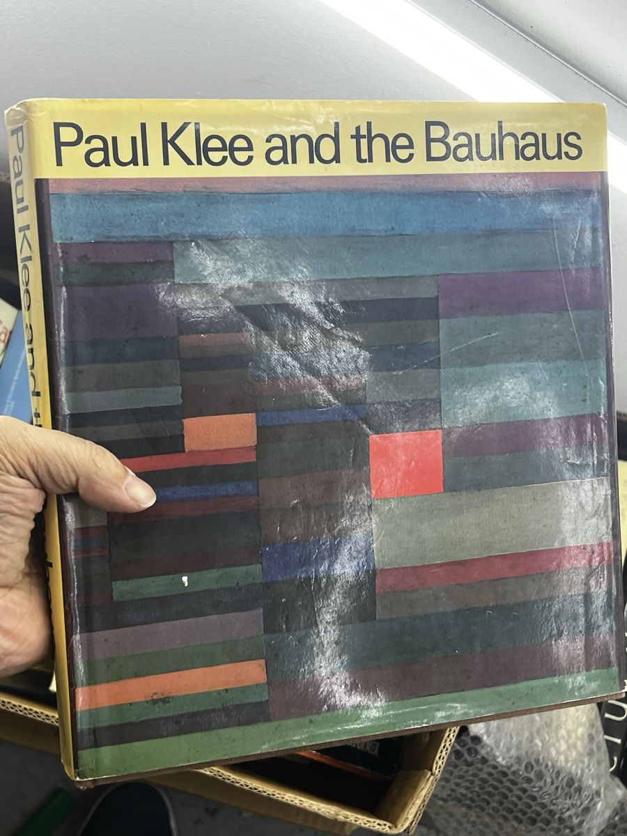 Libri: Paul Klee and the Bauhaus – Usato da Wettingen venduto da NickInc