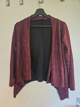 Gilet femme bicolore rouge et noir 